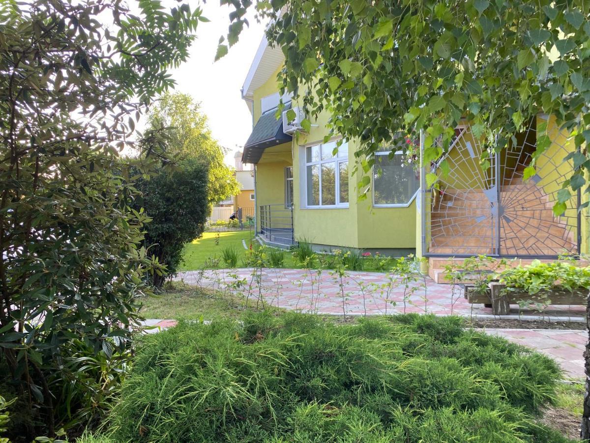 Ferienwohnung Авіа Uschhorod Exterior foto
