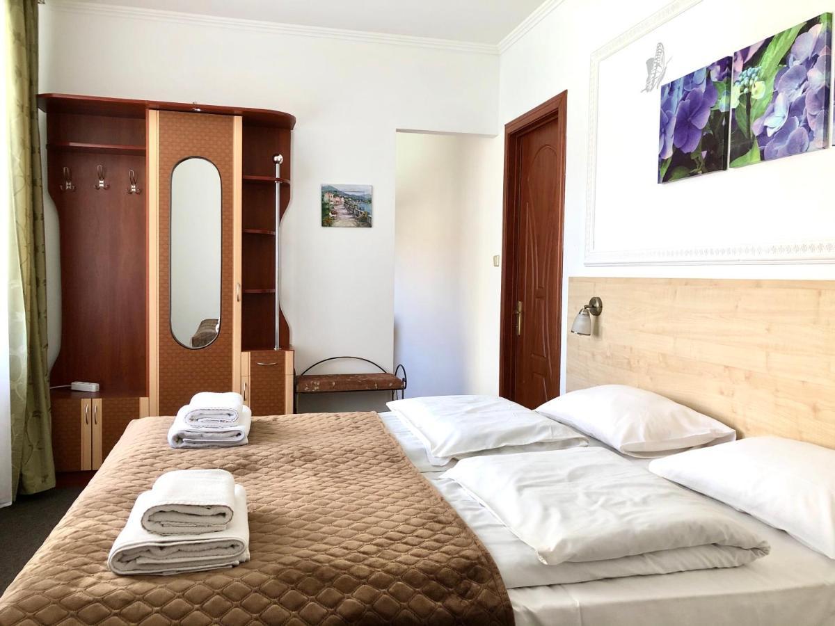 Ferienwohnung Авіа Uschhorod Exterior foto